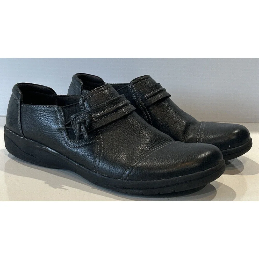 Clarks Collection Women's 6.5 Soft Cushioned Leather Loafers Comfortable Shoes
